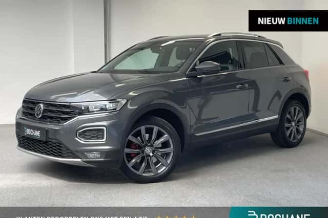 Volkswagen T-Roc (2019) thumbnail 1