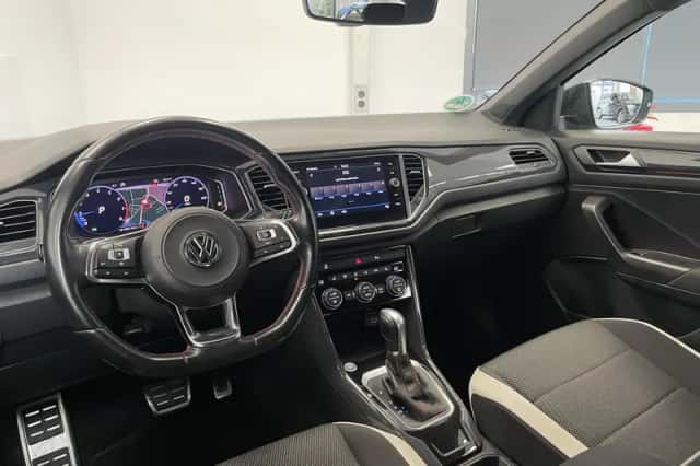 Volkswagen T-Roc (2019) thumbnail 3