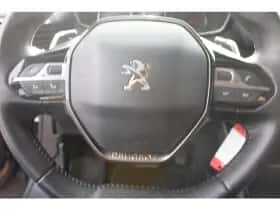 Peugeot 2008 (2021) thumbnail 13
