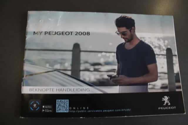Peugeot 2008 (2021) thumbnail 19