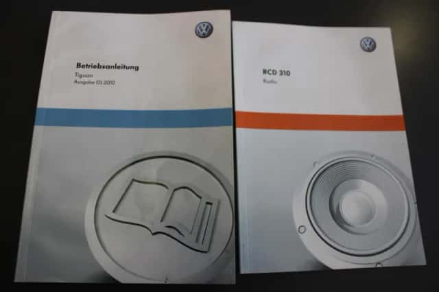 Volkswagen Tiguan (2010) thumbnail 15