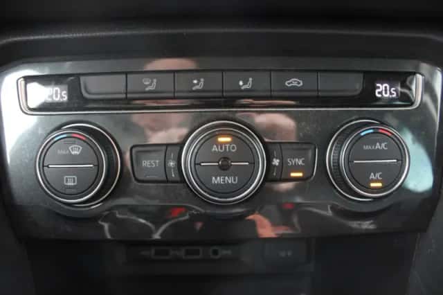 Volkswagen Tiguan (2020) thumbnail 11