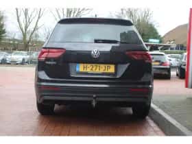 Volkswagen Tiguan (2020) thumbnail 4