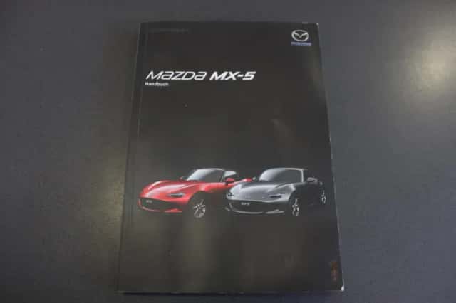 Mazda MX-5 (2018) thumbnail 16