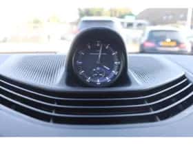 Porsche Taycan (2023) thumbnail 16