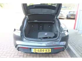 Porsche Taycan (2023) thumbnail 20