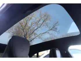 Porsche Taycan (2023) thumbnail 21