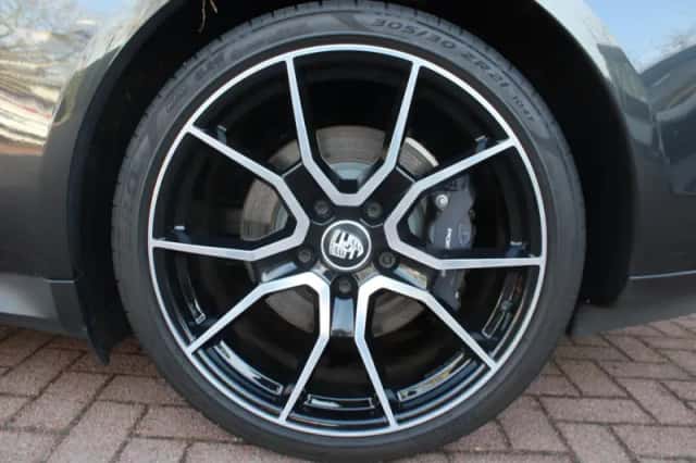 Porsche Taycan (2023) thumbnail 22