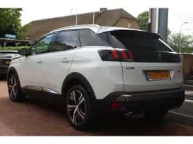 Peugeot 3008 (2020) thumbnail 3