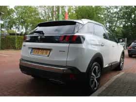 Peugeot 3008 (2020) thumbnail 5