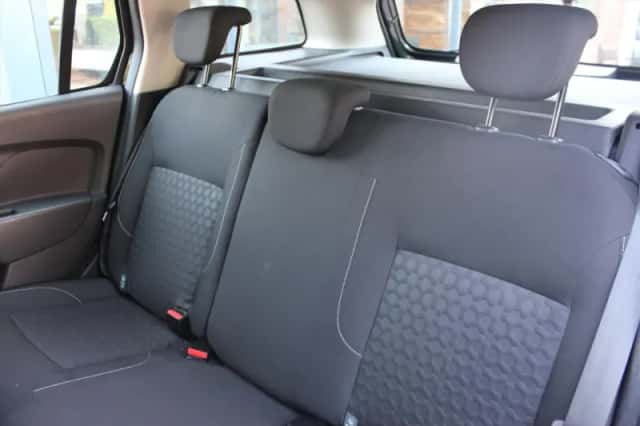 Dacia Logan (2016) thumbnail 12