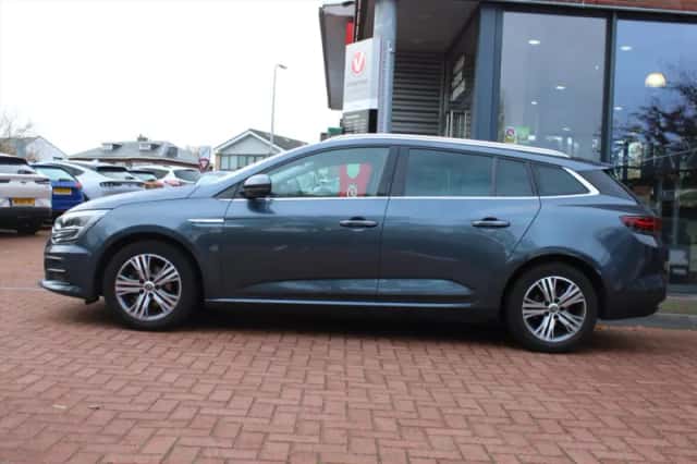 Renault Mégane (2022) thumbnail 2