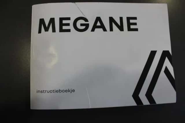 Renault Mégane (2022) thumbnail 18