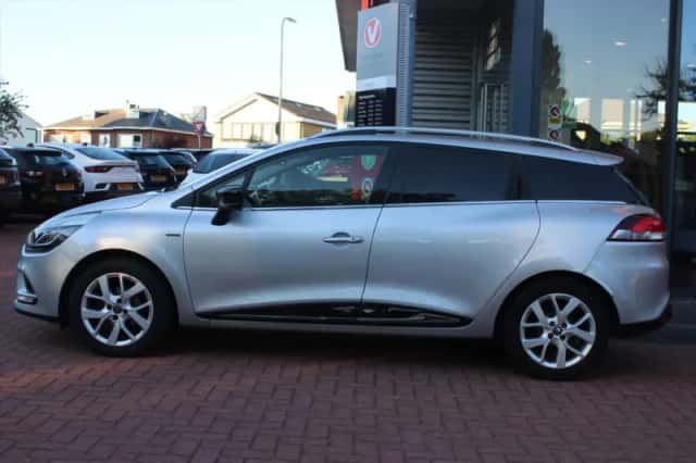 Renault Clio (2020) thumbnail 2