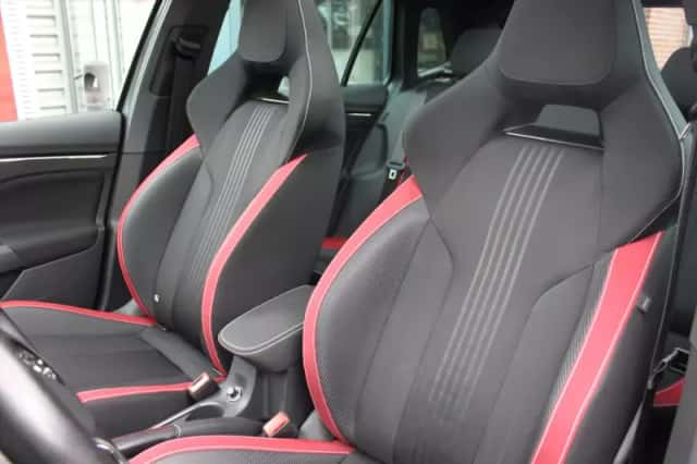 Škoda Kamiq (2021) thumbnail 15