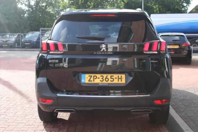 Peugeot 5008 (2019) thumbnail 4