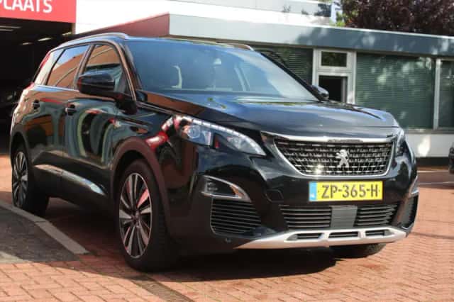 Peugeot 5008 (2019) thumbnail 6