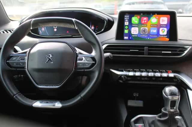 Peugeot 5008 (2019) thumbnail 8