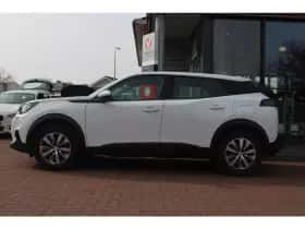 Peugeot 2008 (2021) thumbnail 2