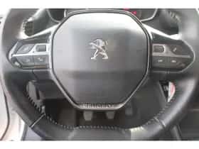 Peugeot 2008 (2021) thumbnail 13