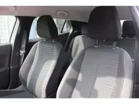 Peugeot 2008 (2021) thumbnail 15