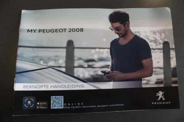 Peugeot 2008 (2021) thumbnail 20