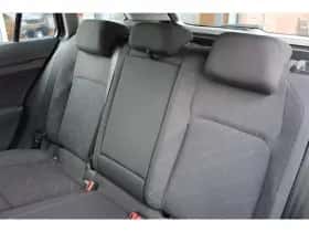 Volkswagen Golf thumbnail 15