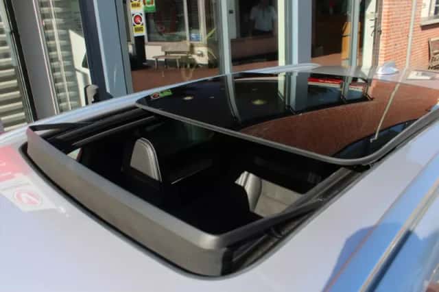 Volvo V90 (2018) thumbnail 12
