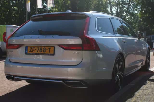 Volvo V90 (2018) thumbnail 5