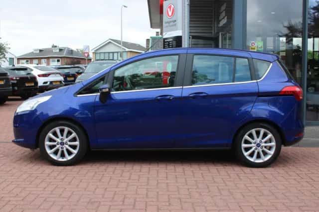 Ford B-Max (2017) thumbnail 2