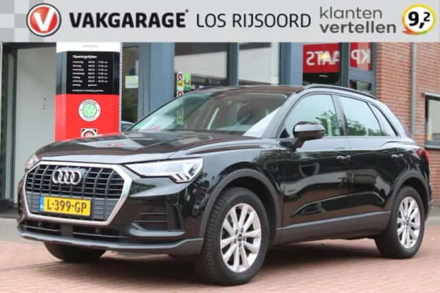 Audi Q3 (2021) thumbnail 1