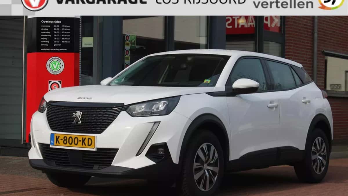 Peugeot 2008 (2021) — foto 1