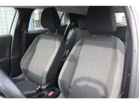 Peugeot 2008 (2021) thumbnail 13