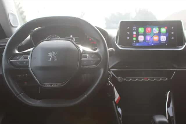 Peugeot 2008 (2021) thumbnail 7