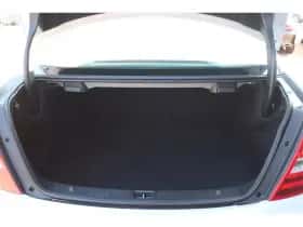 Mercedes-Benz C-Klasse (2011) thumbnail 16