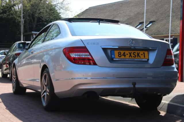 Mercedes-Benz C-Klasse (2011) thumbnail 3