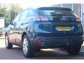 Peugeot 3008 (2021) thumbnail 2