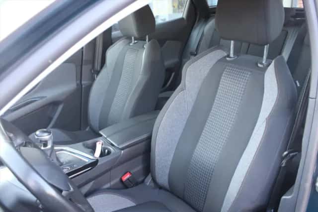 Peugeot 3008 (2021) thumbnail 13