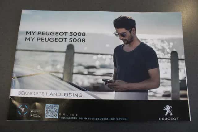 Peugeot 3008 (2021) thumbnail 16