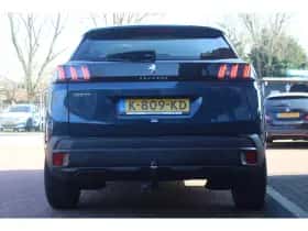 Peugeot 3008 (2021) thumbnail 3