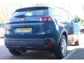 Peugeot 3008 (2021) thumbnail 4