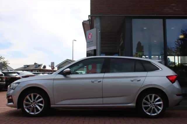 Škoda Scala (2019) thumbnail 2