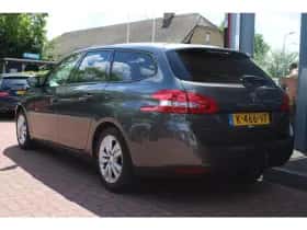Peugeot 308 (2021) thumbnail 3
