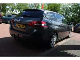 Peugeot 308 (2021) thumbnail 5