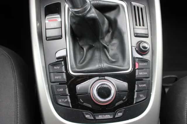 Audi Q5 (2011) thumbnail 12