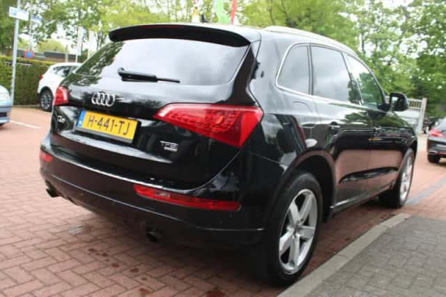 Audi Q5 (2011) thumbnail 5