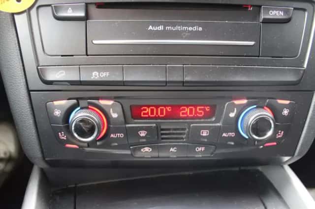 Audi Q5 (2011) thumbnail 10