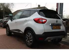 Renault Captur (2017) thumbnail 2