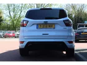Ford Kuga (2018) thumbnail 4