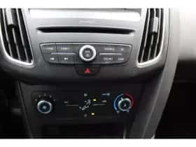 Ford Focus (2015) thumbnail 12